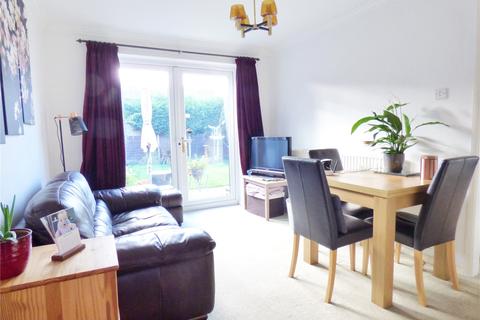 3 bedroom semi-detached house for sale - Brayshaw Close, Heywood, Greater Manchester, OL10