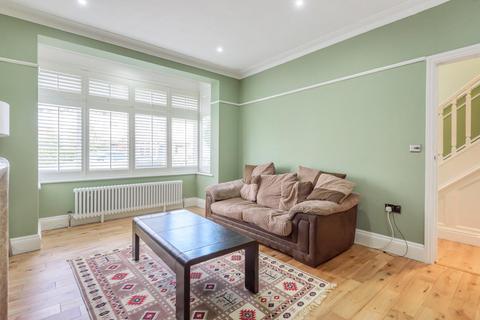 16 Derrick Road, Beckenham, BR3 3QQ