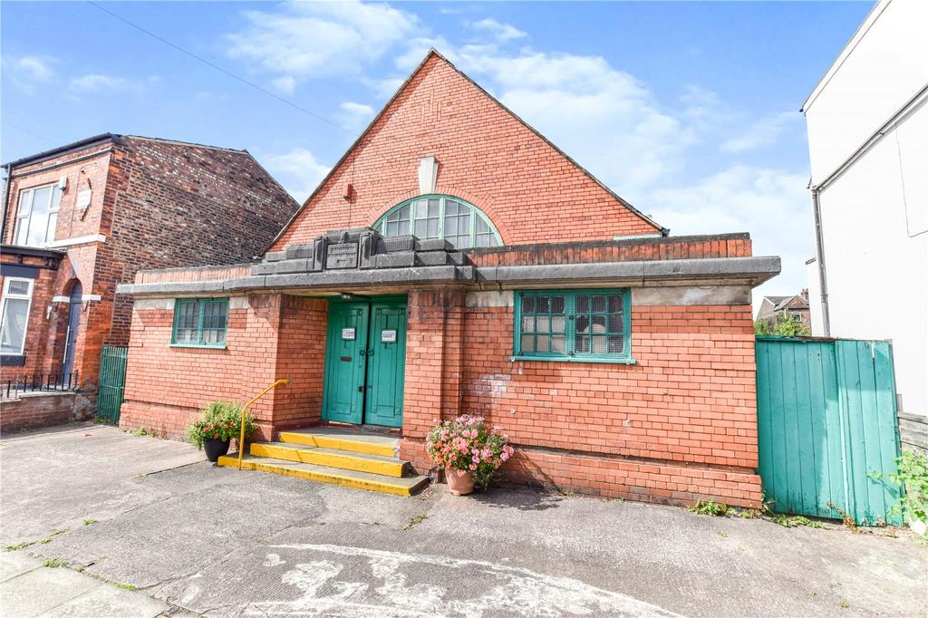 Byron Street, Eccles, M30 Warehouse £250,000