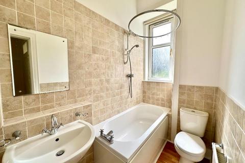 1 bedroom flat to rent, Beechwood Drive, Broomhill, Glasgow, G11