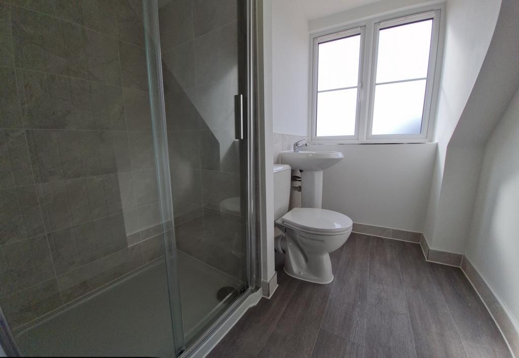Guest shower room