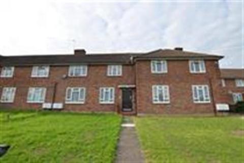 1 bedroom apartment to rent, Torrington Drive, Loughton, IG10