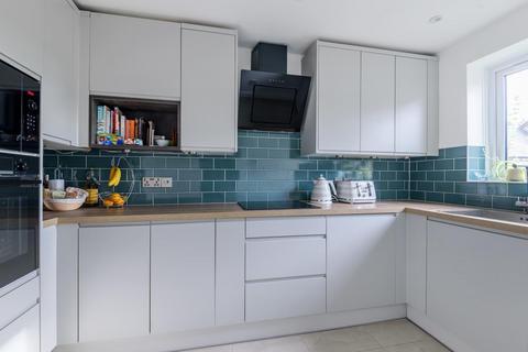 9 Midship Close, London, SE16 6BT