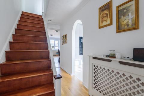 9 Midship Close, London, SE16 6BT