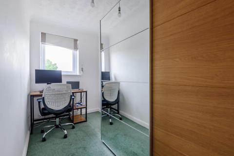 9 Midship Close, London, SE16 6BT