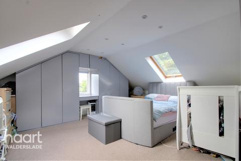 Flat 2, 1 Boxley Road, Chatham, ME5 9LF
