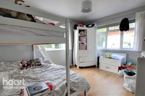 Flat 2, 1 Boxley Road, Chatham, ME5 9LF