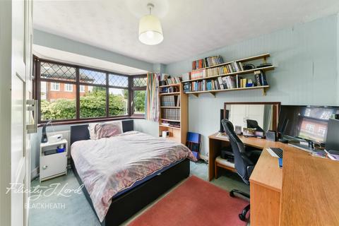 3 bedroom detached house for sale - Kinlet Road, London