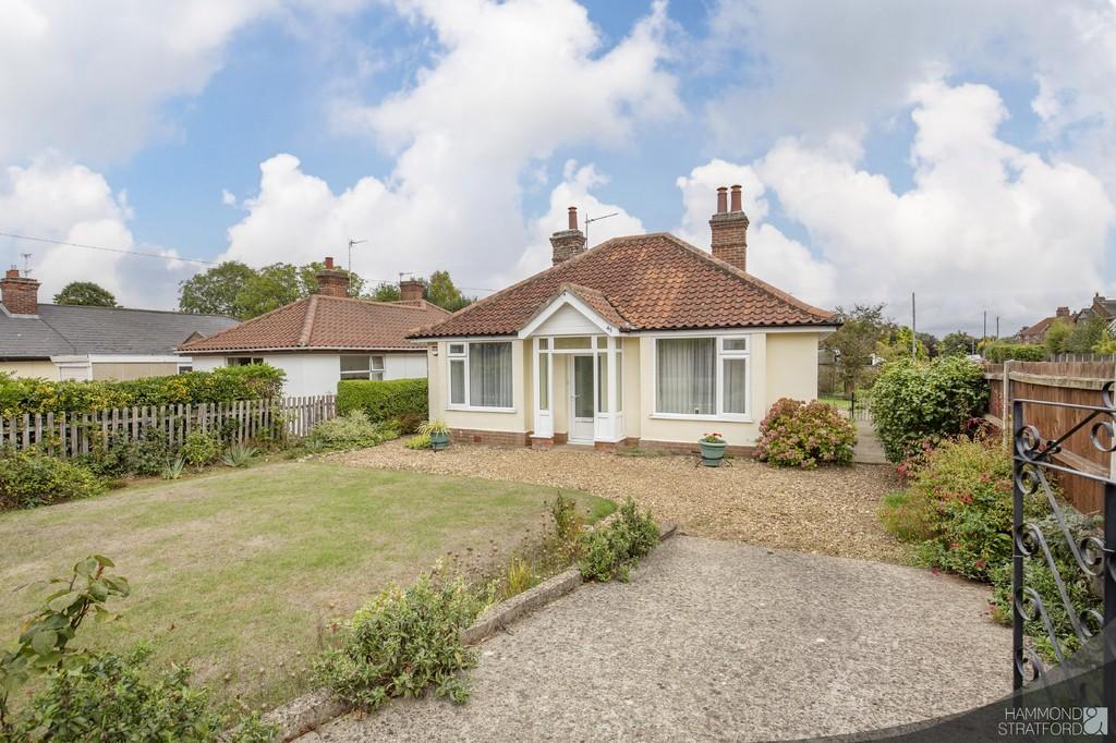 Intwood Road, Cringleford 3 bed detached bungalow for sale £475,000