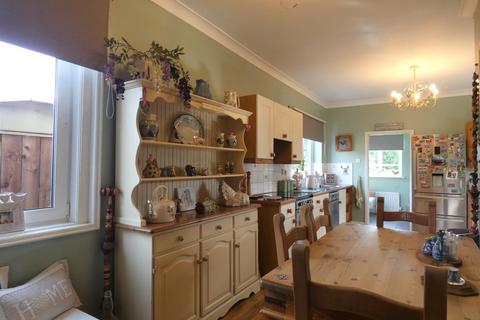 42 Bedale Road, Aiskew, Bedale, DL8 1DD