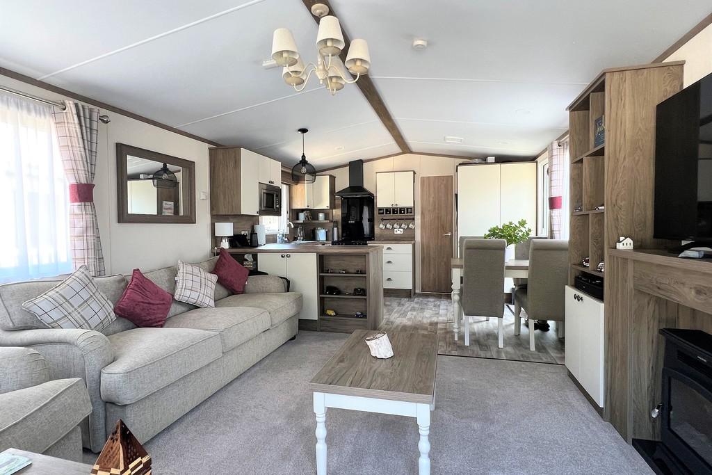 Wimborne, Dorset 2 bed mobile home for sale £79,950