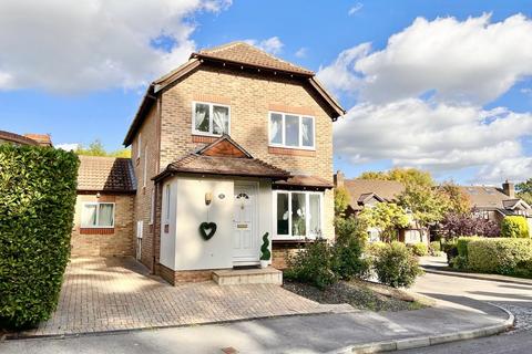 12 Amber Hill, Camberley, GU15 1EB