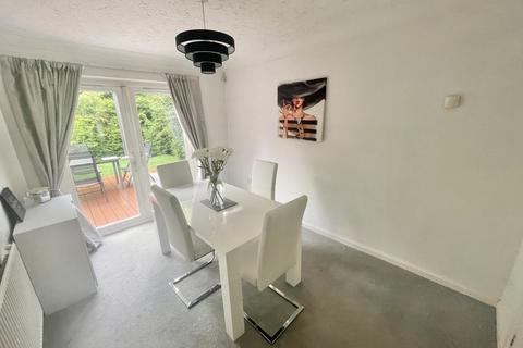 12 Amber Hill, Camberley, GU15 1EB