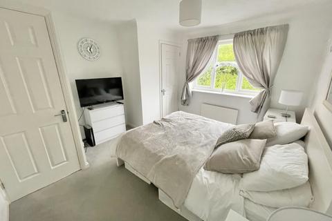 12 Amber Hill, Camberley, GU15 1EB