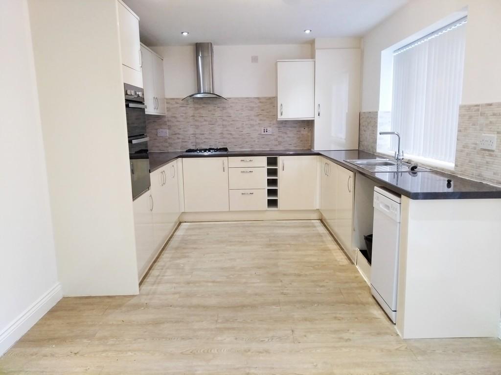 Patricia Avenue, Yardley Wood, Birmingham 3 bed semidetached house £