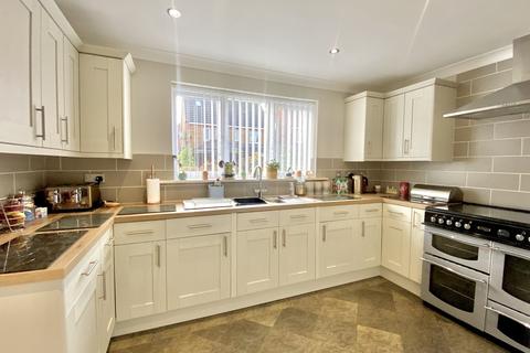 5 bedroom detached house for sale - Meridian Way, Stockton-on-Tees