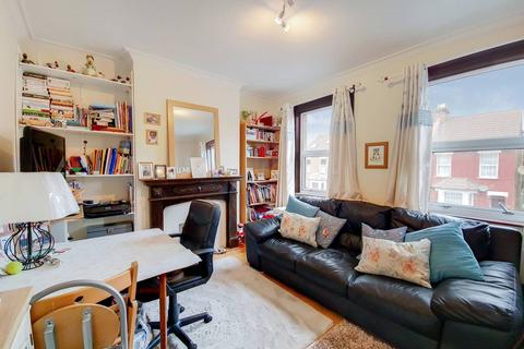 1 bedroom flat for sale - Stanley Road, South Harrow, Harrow, HA2