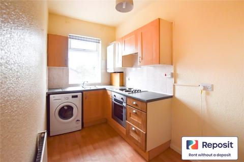 2 bedroom flat to rent, Manchester Road, Little Hulton, M38