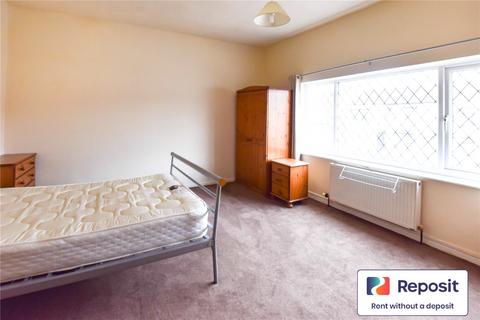 2 bedroom flat to rent, Manchester Road, Little Hulton, M38