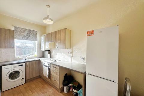 2 bedroom flat to rent, Manchester Road, Little Hulton, M38