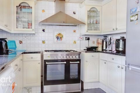172 Billet Road, Romford, RM6 5PT