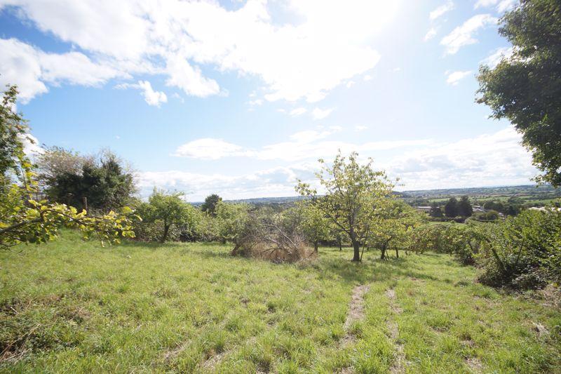 Draycott Quiet Lane Location with Land 4 bed detached house for sale