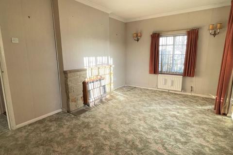 Trade Winds Seale Lane, Puttenham, Guildford, GU3 1AX