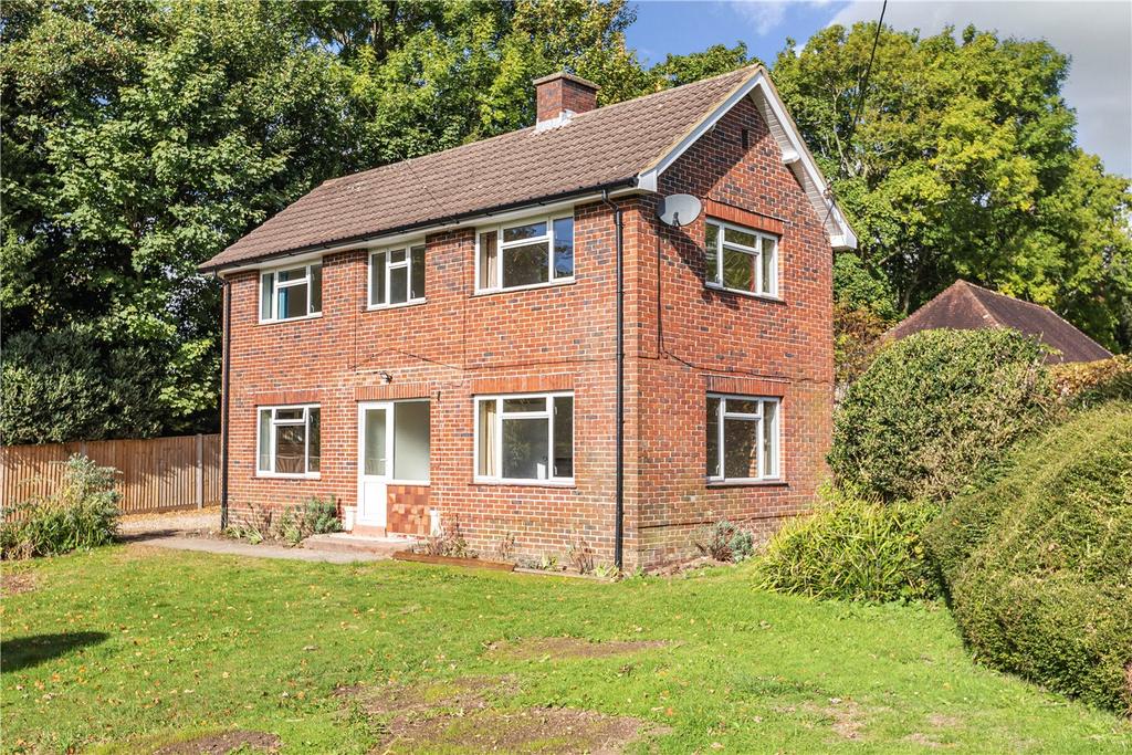 Jervis Court Lane, Swanmore... 3 bed detached house £1,700 pcm (£392 pw)
