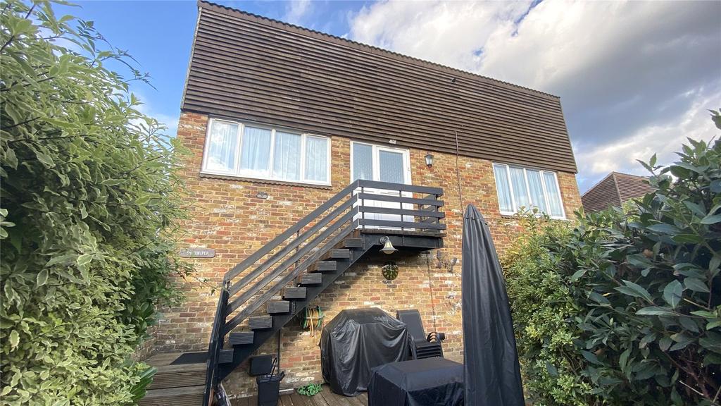 Juniper, Bracknell, Berkshire, RG12 1 bed £235,000