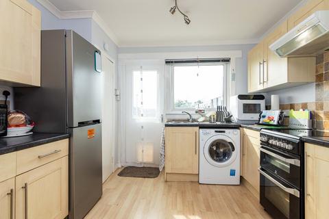59 Abernethy Road, Broughty Ferry, Dundee, DD5 2PE