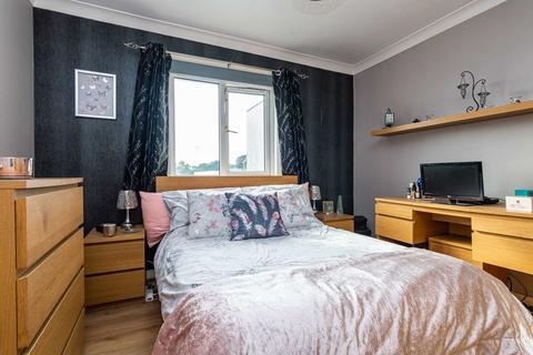 59 Abernethy Road, Broughty Ferry, Dundee, DD5 2PE