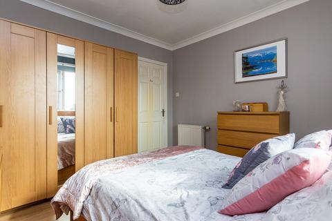 59 Abernethy Road, Broughty Ferry, Dundee, DD5 2PE