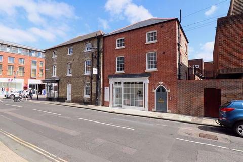 2 bedroom apartment to rent, St. Johns Street, Chichester