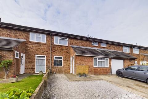 16 Ashbourne End, Aylesbury, HP21 8BE
