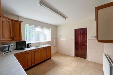 13 Clayton Avenue, Buglawton, Congleton, CW12 2AZ