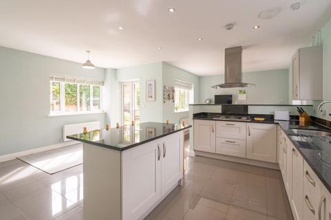11 Leas Lane, Marcham, Abingdon, OX13 6FT