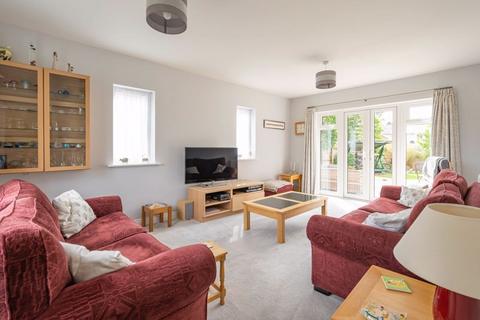 11 Leas Lane, Marcham, Abingdon, OX13 6FT