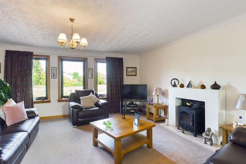 4 bedroom detached bungalow for sale - The Beeches, 2 Boghall Road, Biggar