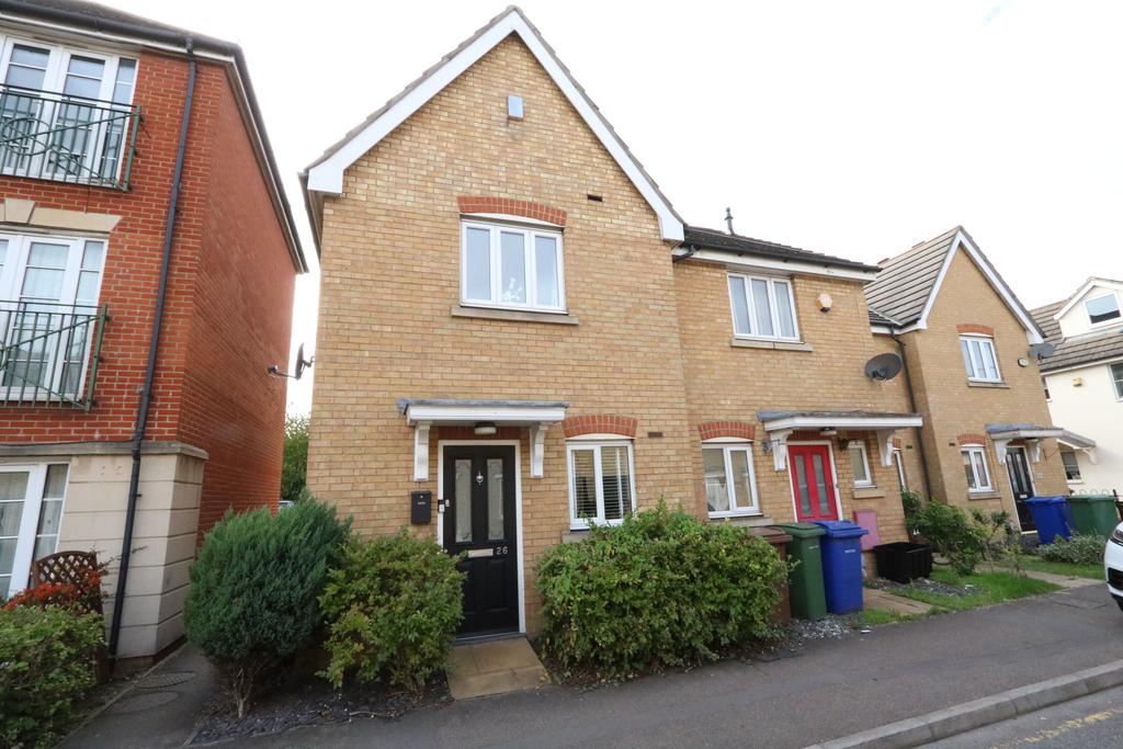 Hedingham Road, Chafford Hundred 2 bed end of terrace house £365,000