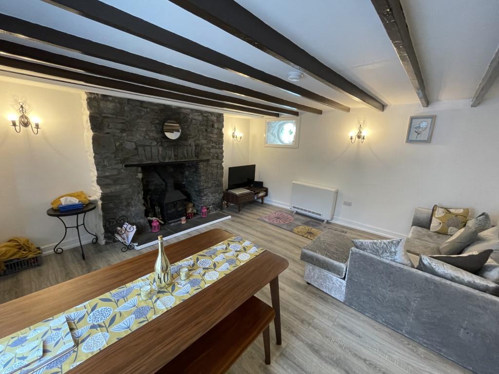 Character Sitting Room/Dining Room