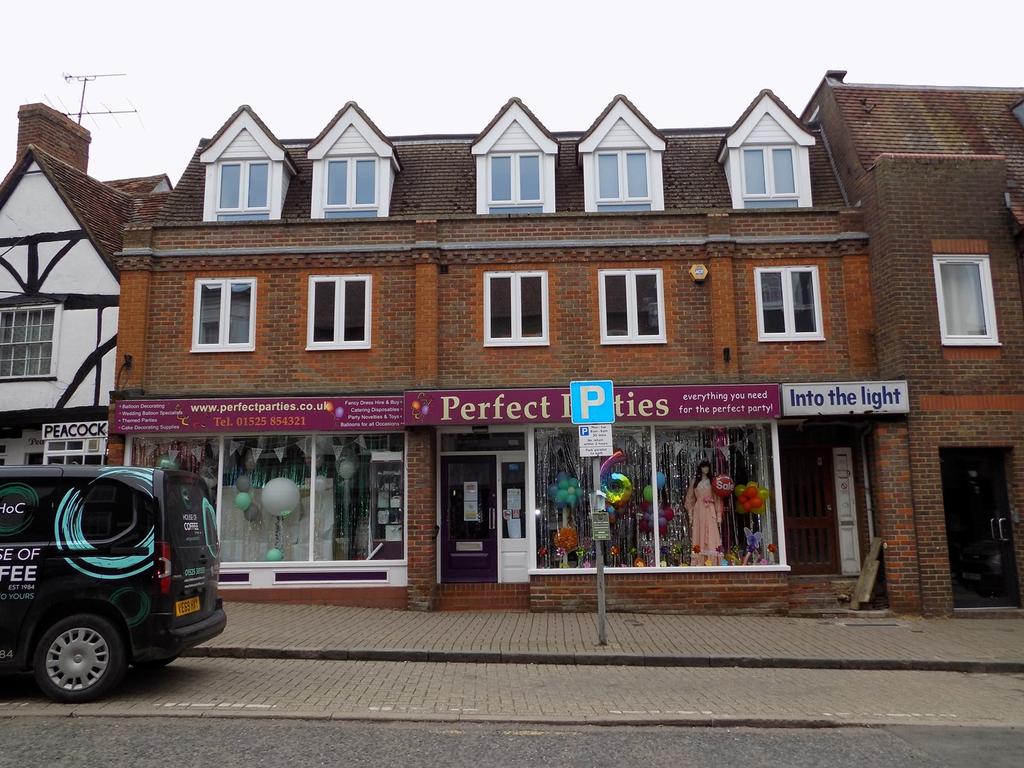 Lake Street, Leighton Buzzard, LU7 1 bed apartment £775 pcm (£179 pw)