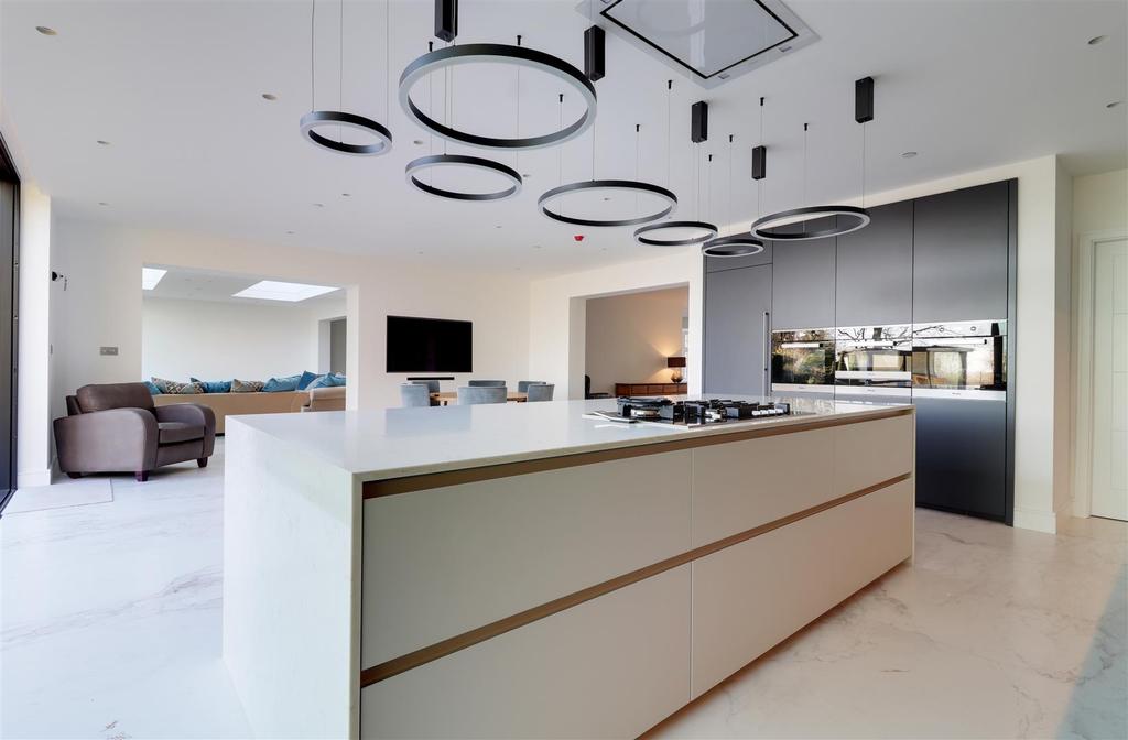 Kitchen Island.jpg