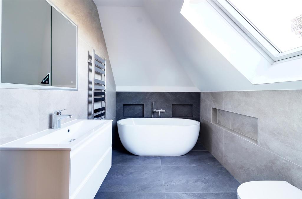 Ensuite.jpg