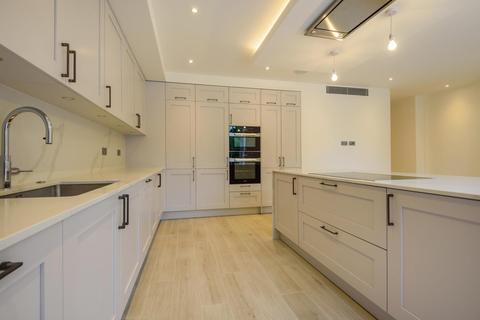 3 bedroom flat for sale - Eden House, Barnet Lane, Elstree