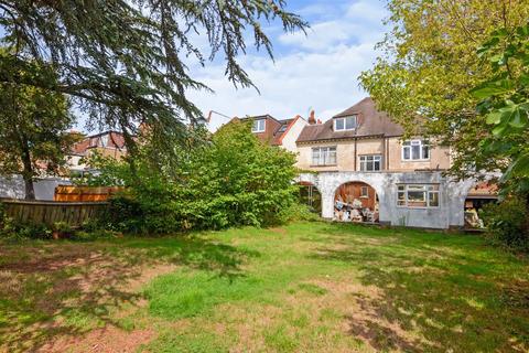 6 bedroom house for sale - Powys Lane, London