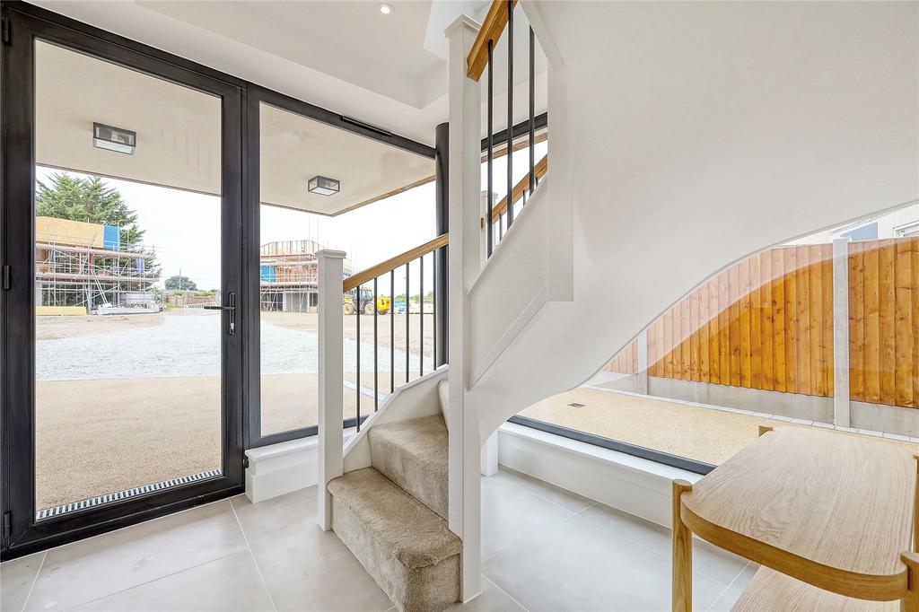 Showhomentrance Hall