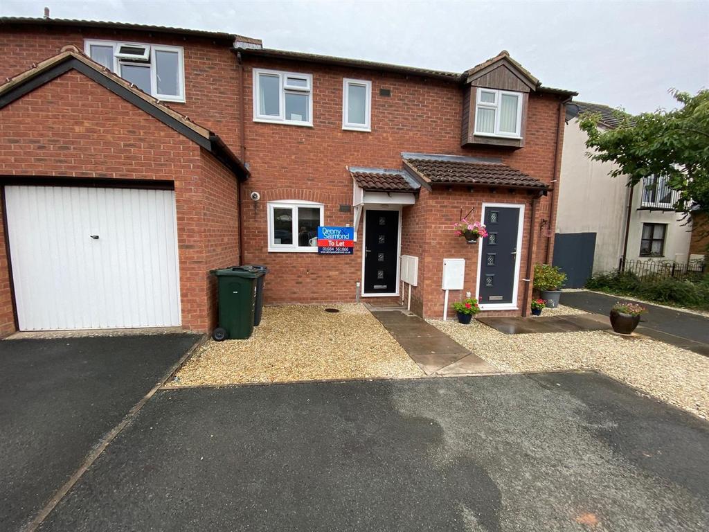 Foxglove Close, Malvern 2 bed terraced house £725 pcm (£167 pw)