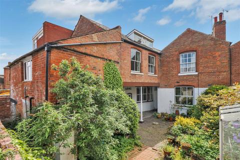 4 Chapel Street, Warwick, CV34 4HL