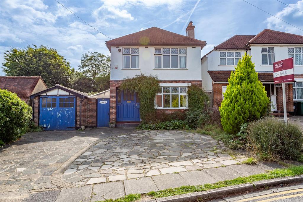 Sandersfield Gardens, Banstead 3 bed detached house £750,000