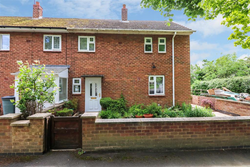 Stratford Road, Lighthorne Heath, Leamington Spa 2 bed terraced house